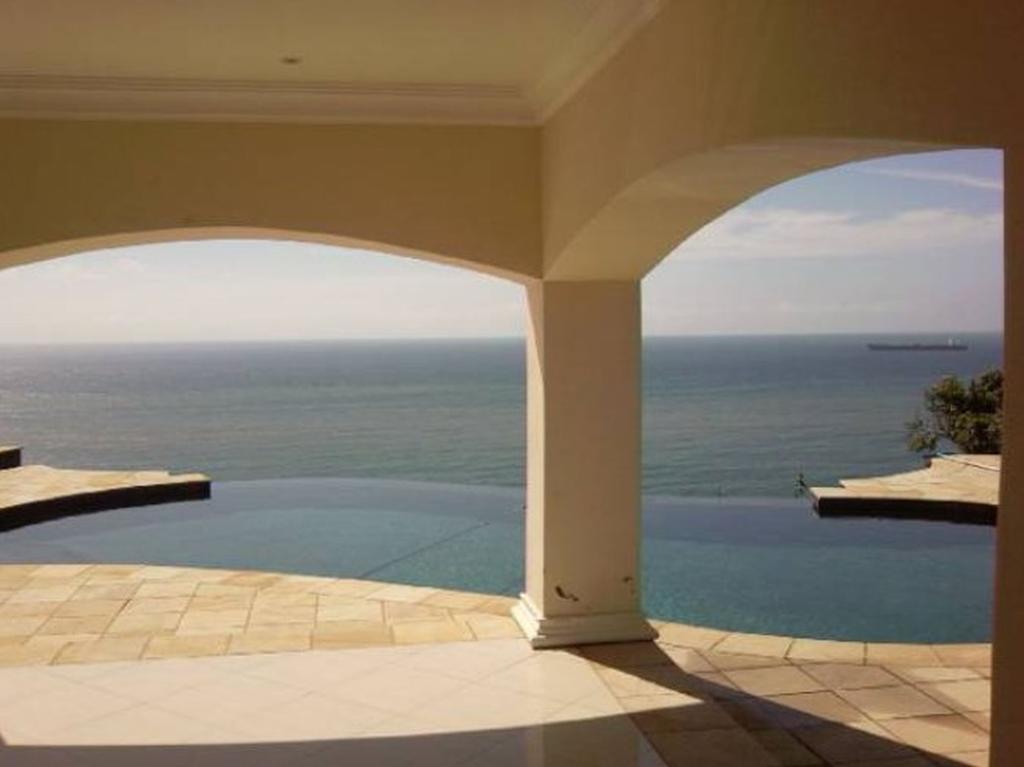 Luxury Beach Apartments Amanzimtoti Extérieur photo